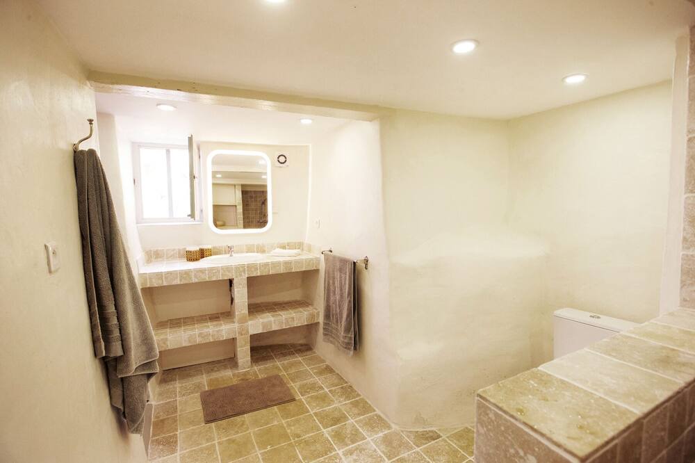 Photo of Bathroom in Port-Cros