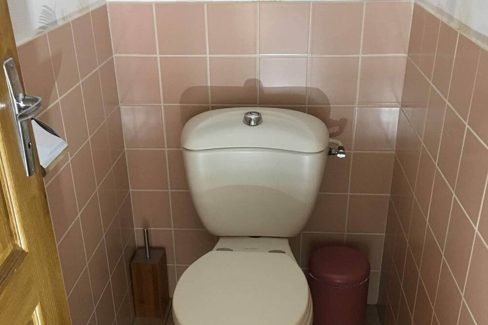 Photo of Bathroom in Hachan