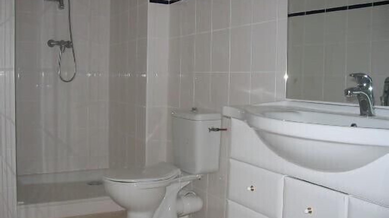 Photo of Bathroom in Ploezal