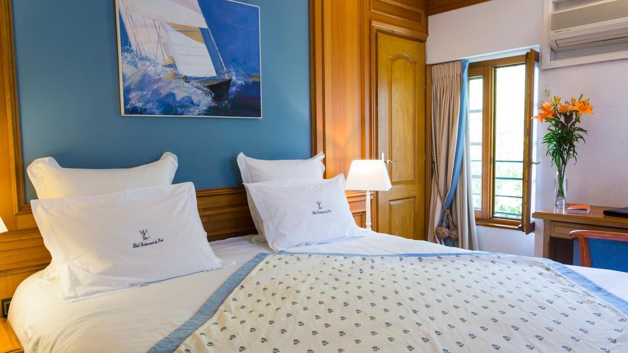 Photo of Bedroom in Yvoire