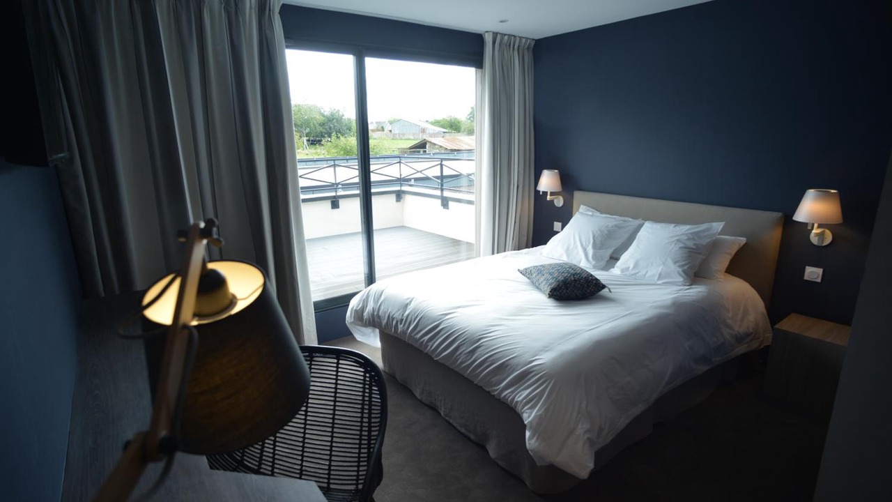 Photo of Bedroom in Saint-Launeuc