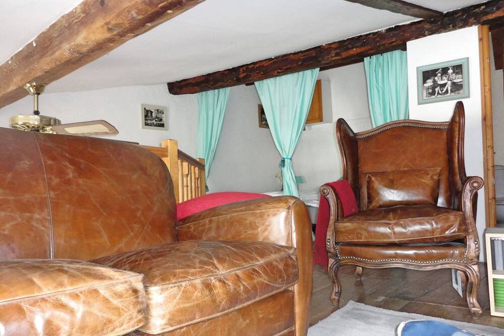 Photo of Bedroom in Quillan