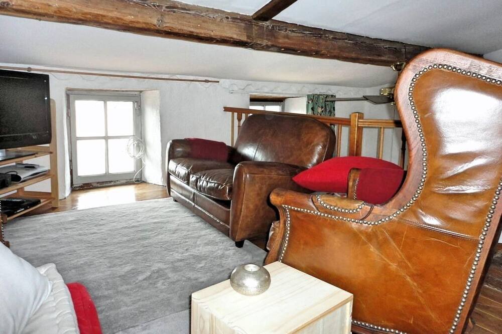 Photo of Bedroom in Quillan