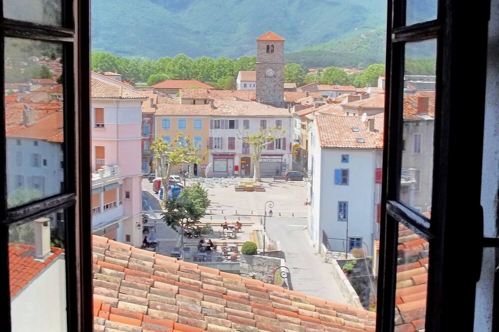 Photo of Bedroom in Quillan
