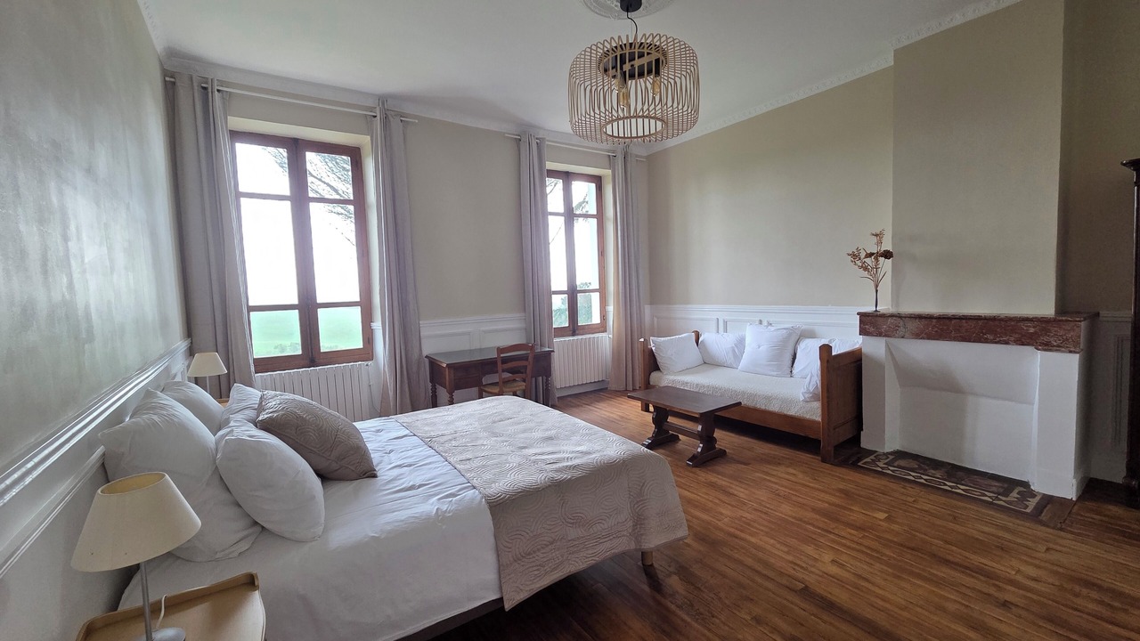 Photo of Bedroom in Lupiac