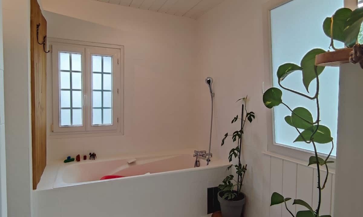 Photo of Bathroom in Evry