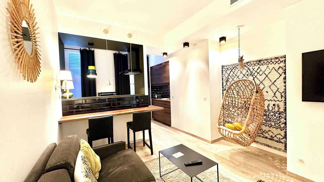 Photo of Bedroom in Chalons-en-Champagne