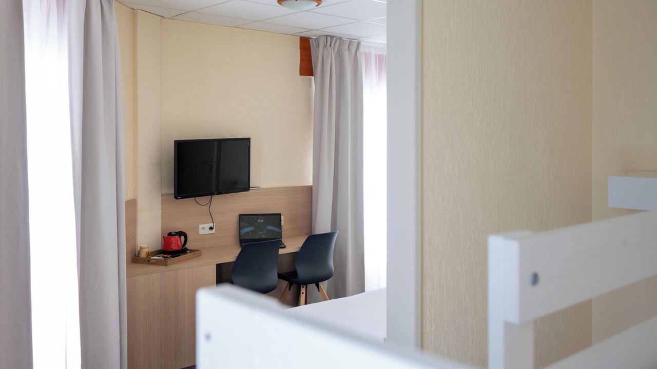 Photo of Bedroom in Lamballe