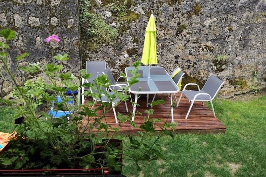 Photo of Outdoor in Conjux