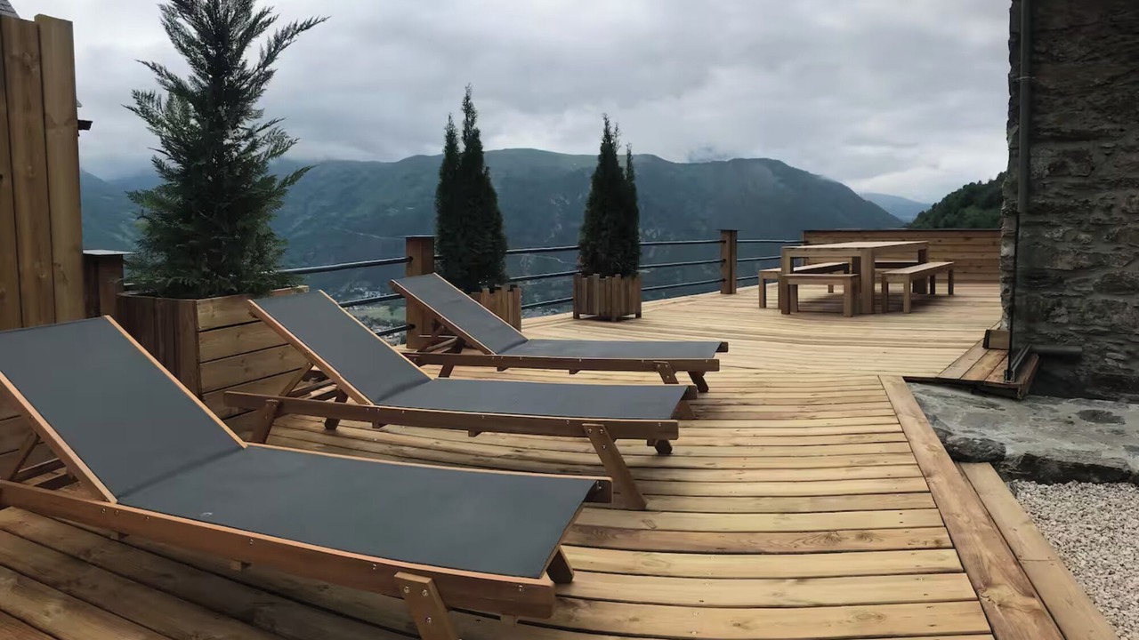 Photo of Outdoor in Azet