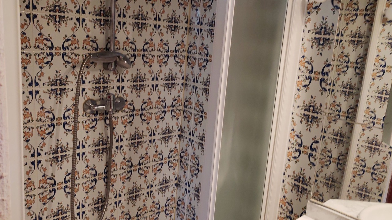 Photo of Bathroom in Querigut