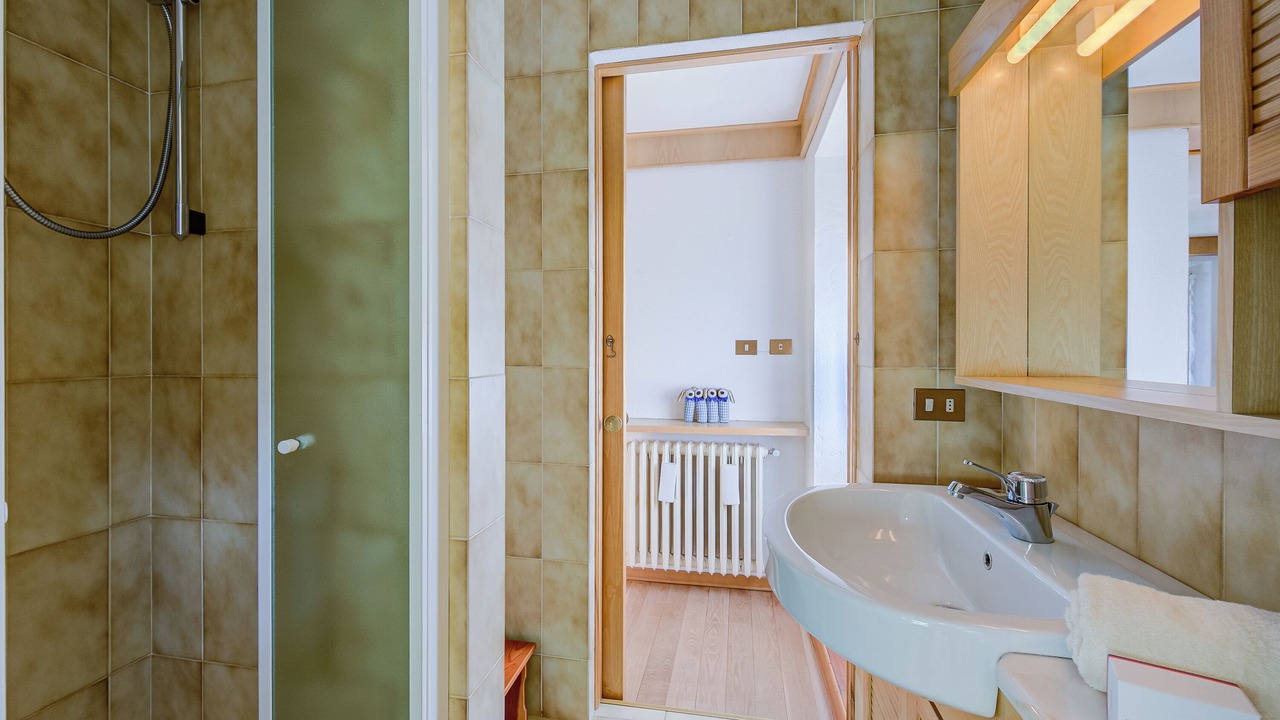 Photo of Bathroom in Staffa