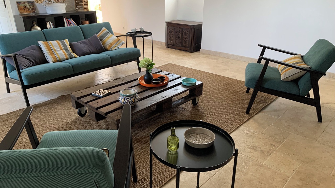 Photo of Livingroom in Lanneanou
