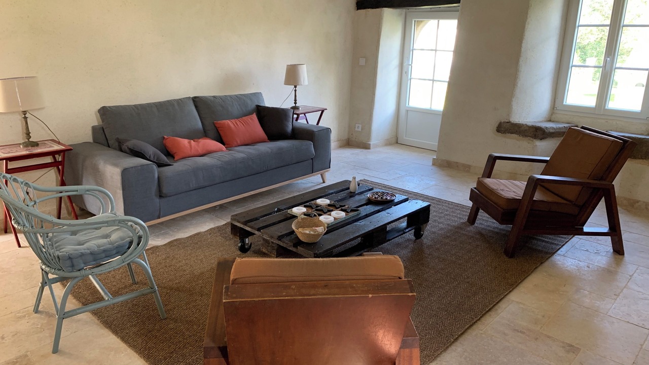 Photo of Livingroom in Lanneanou