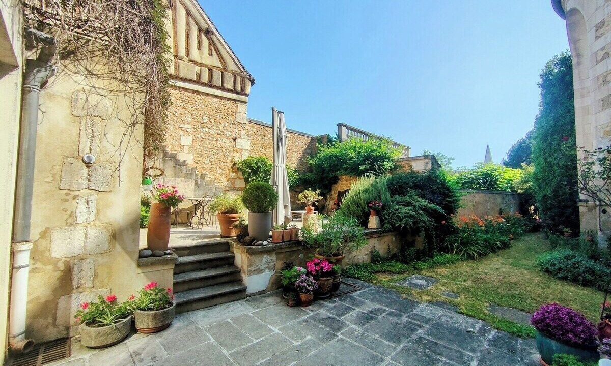 Photo of Outdoor in Auxerre