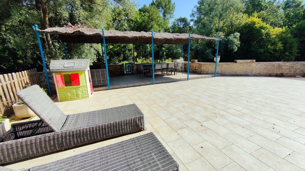 Photo of Outdoor in Roffey