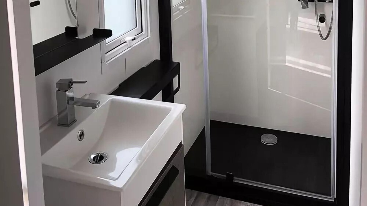 Photo of Bathroom in Taden