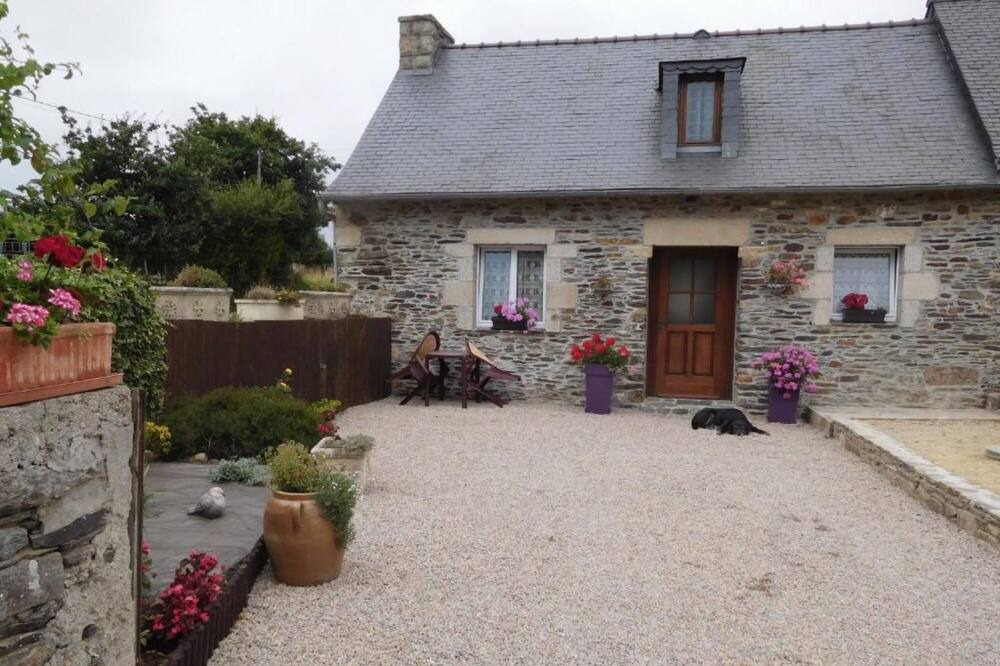Photo of Outdoor in Garlan