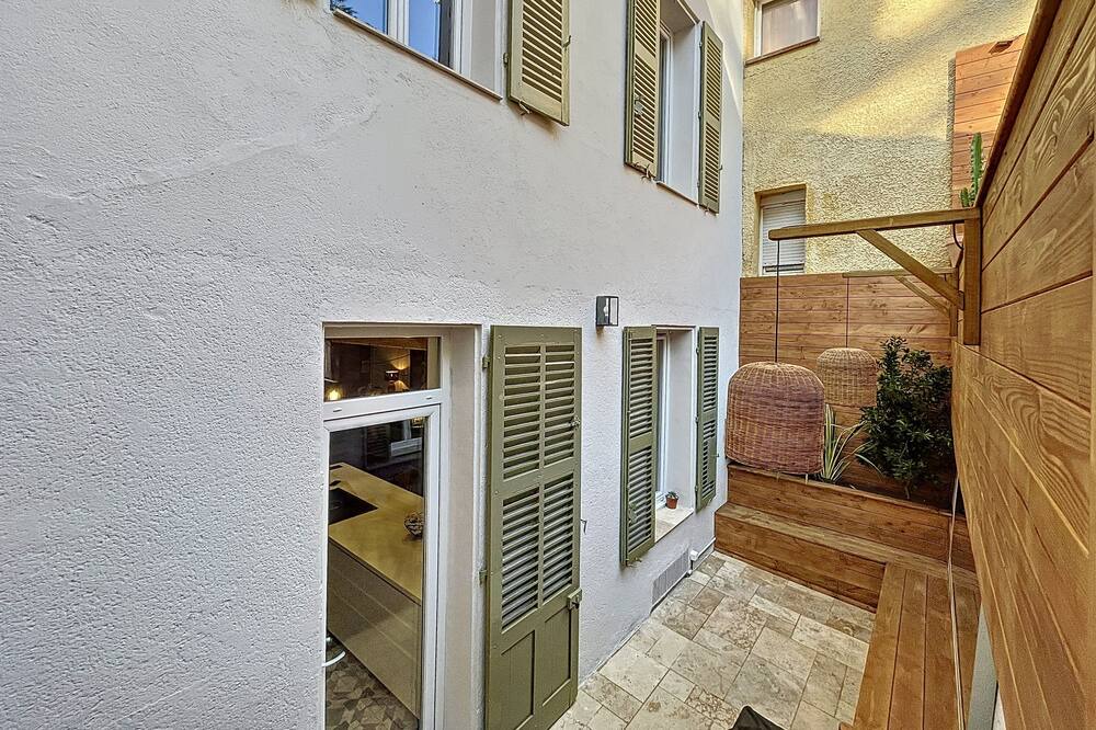 Photo of Outdoor in Collobrieres