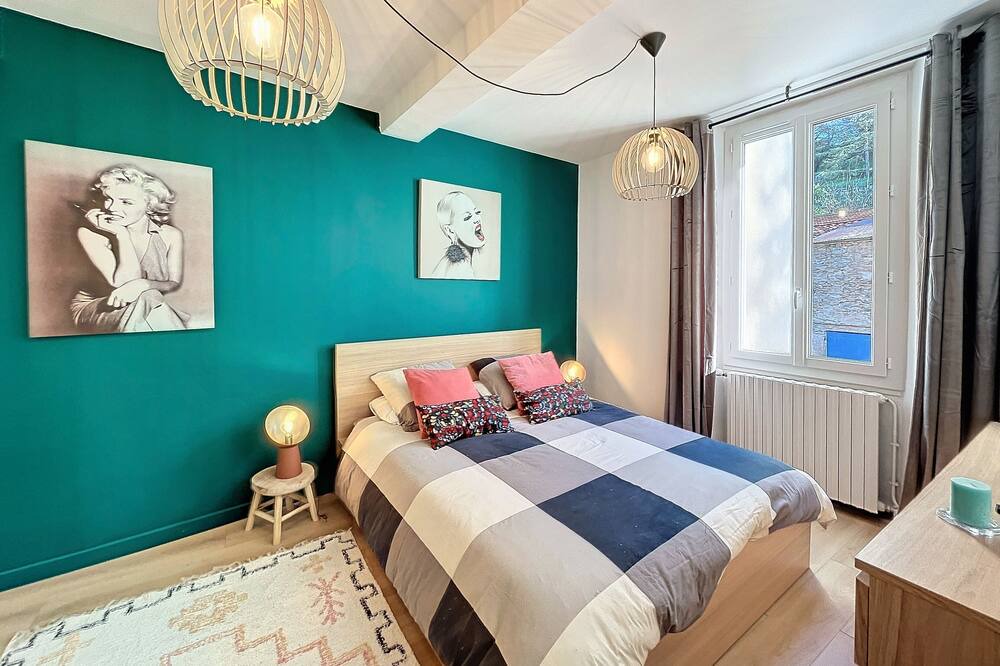 Photo of Bedroom in Collobrieres