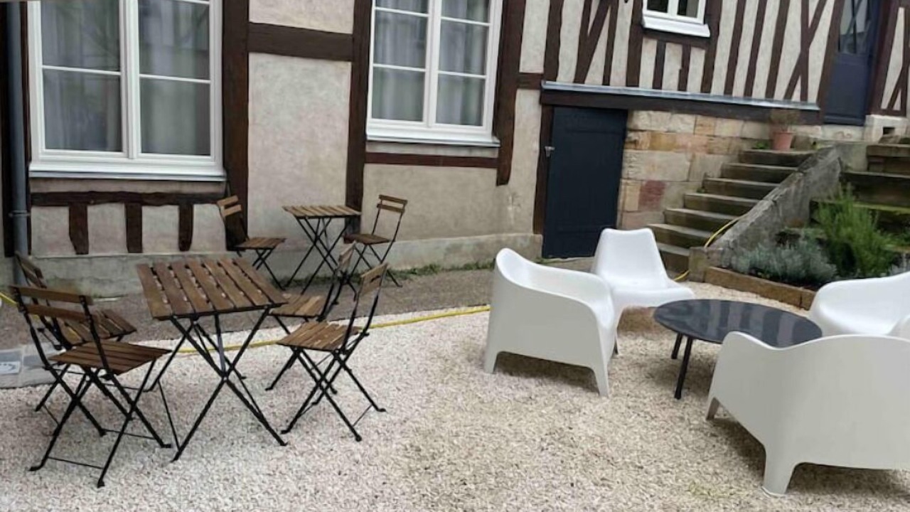 Photo of Patio Balcony in Chalons-en-Champagne