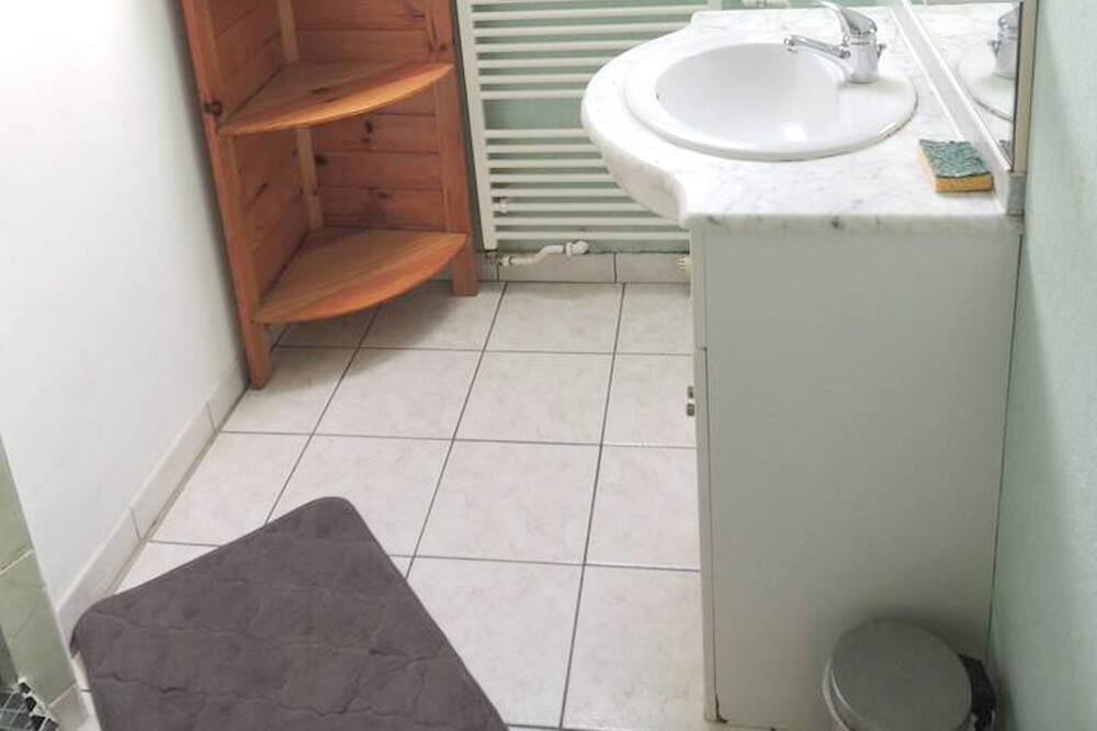 Photo of Bathroom in Plerin