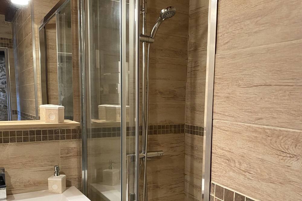 Photo of Bathroom in Fontrabiouse