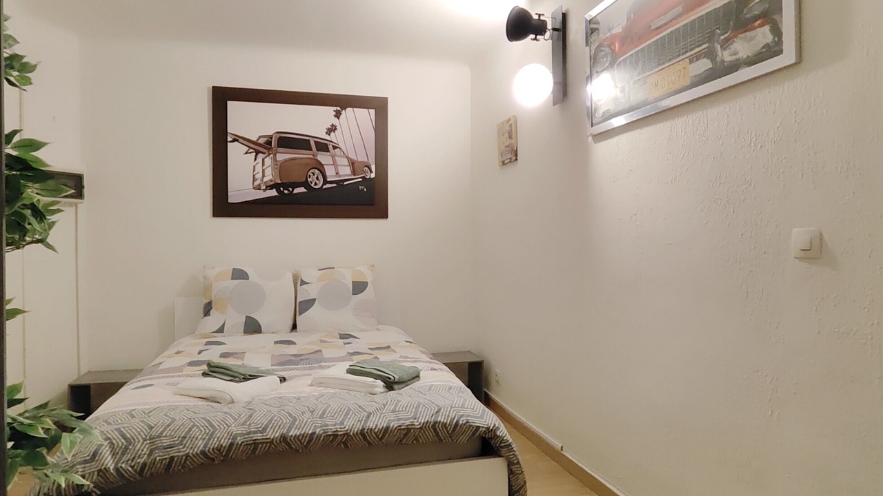 Photo of Bedroom in Meynes