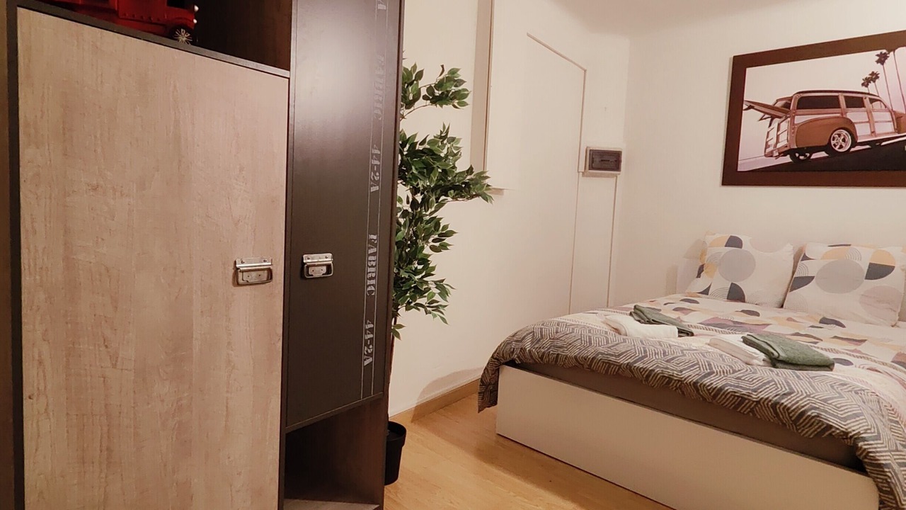 Photo of Bedroom in Meynes