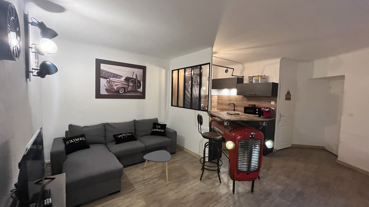 Photo of Livingroom in Meynes