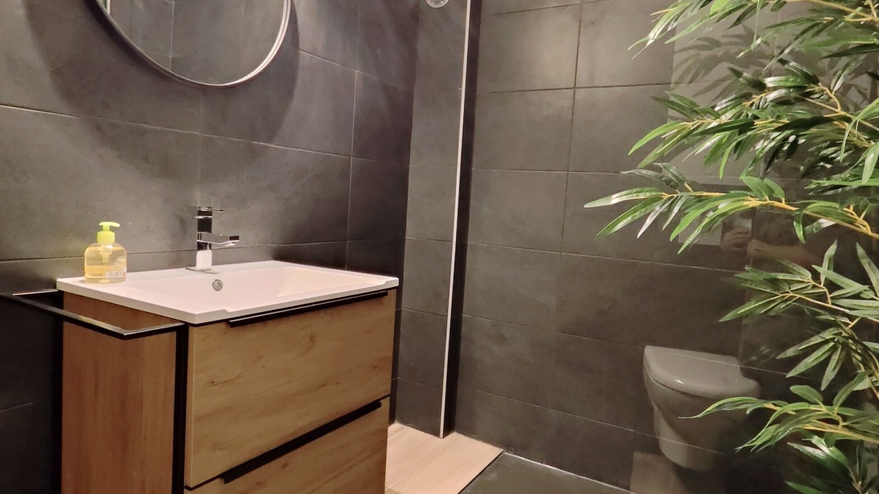 Photo of Bathroom in Meynes
