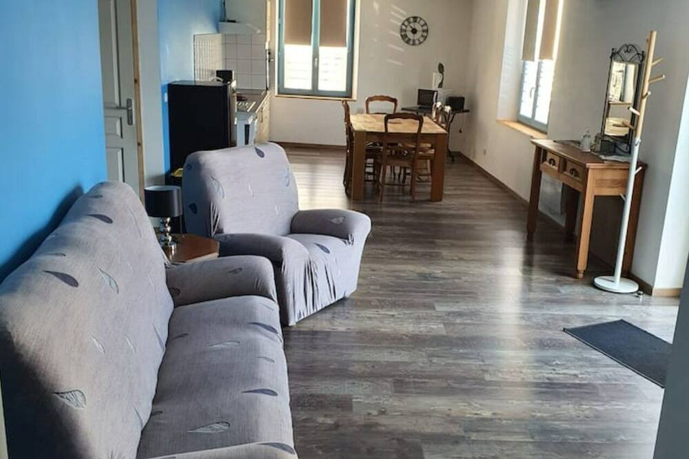 Photo of Livingroom in Fains-Veel
