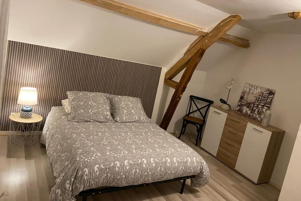 Photo of Bedroom in Troyes