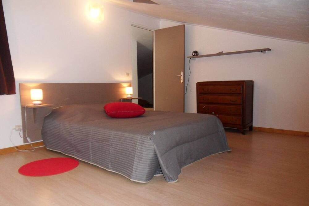 Photo of Bedroom in Soleilhas