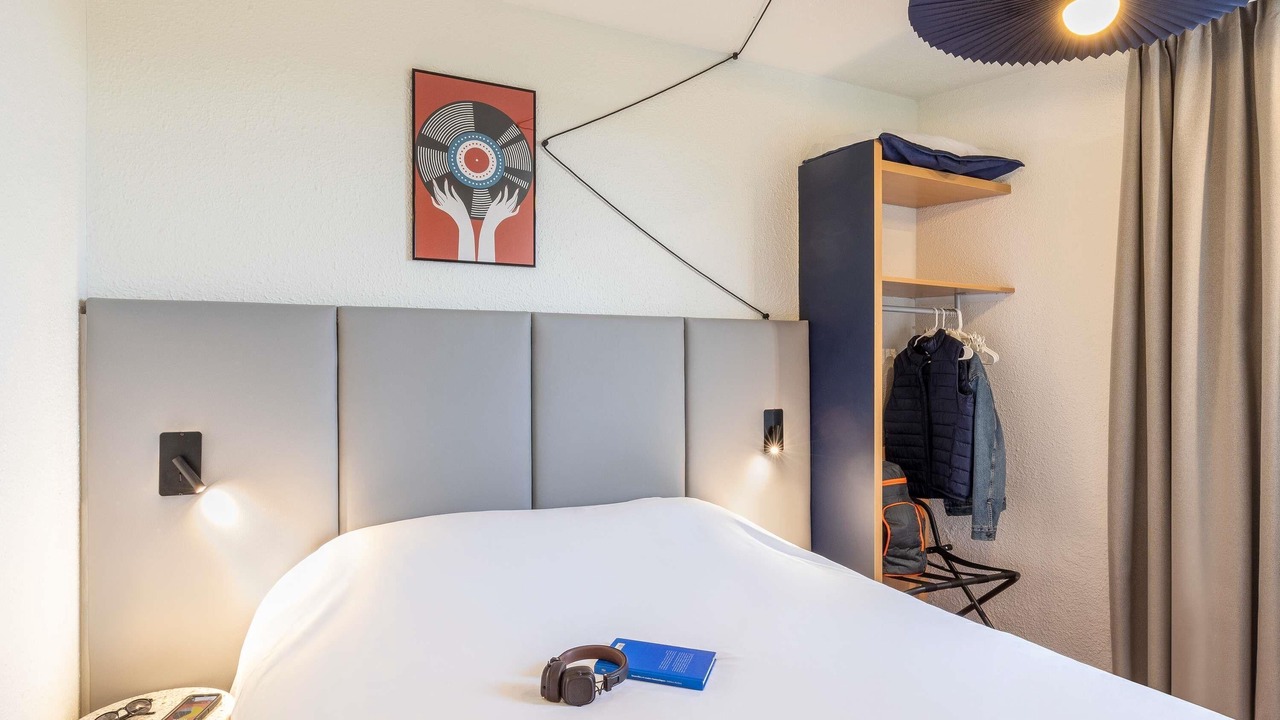 Photo of Bedroom in Chalons-en-Champagne