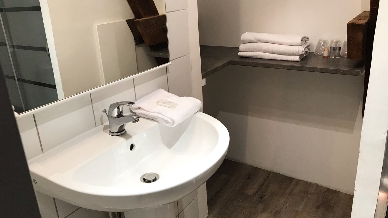 Photo of Bathroom in Reims City Centre