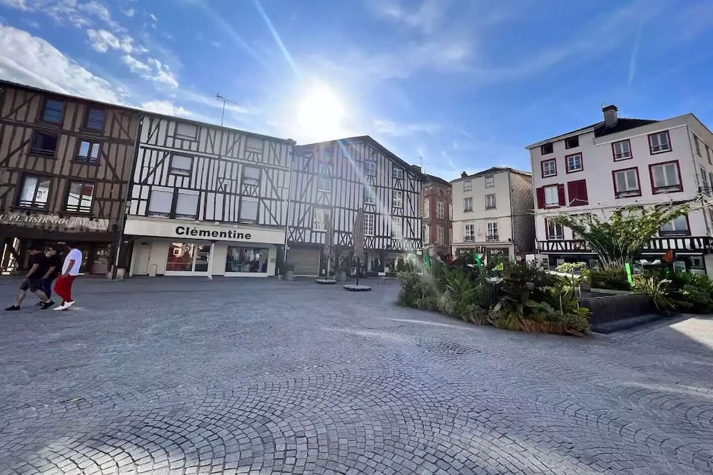 Photo of Outdoor in Chalons-en-Champagne