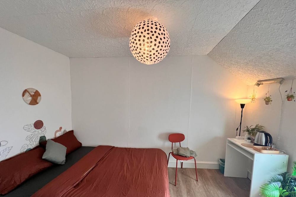 Photo of Bedroom in Chalons-en-Champagne
