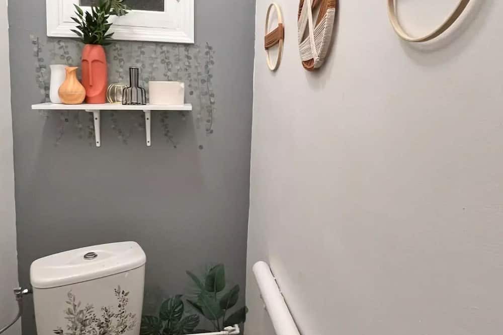 Photo of Bathroom in Chalons-en-Champagne
