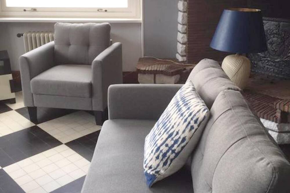 Photo of Livingroom in Fresnes-en-Woevre