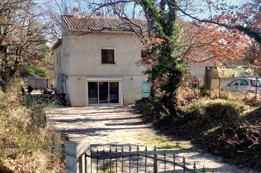 Photo of Outdoor in Belvezet