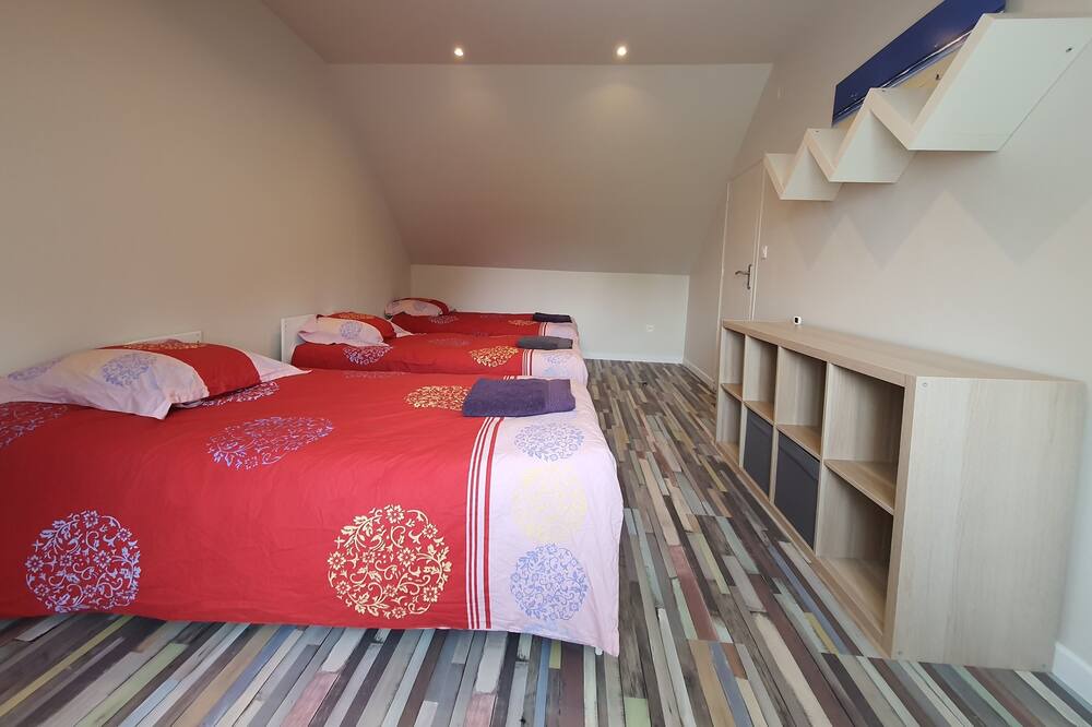 Photo of Bedroom in Henanbihen