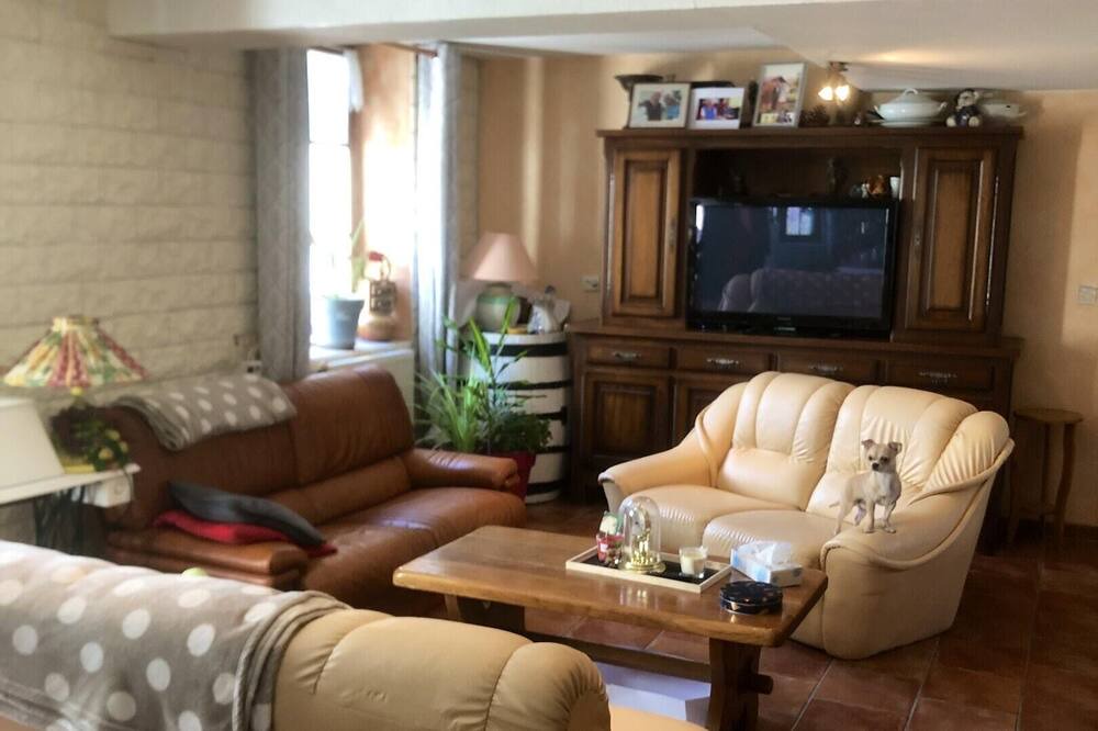 Photo of Livingroom in Bergeres-les-Vertus