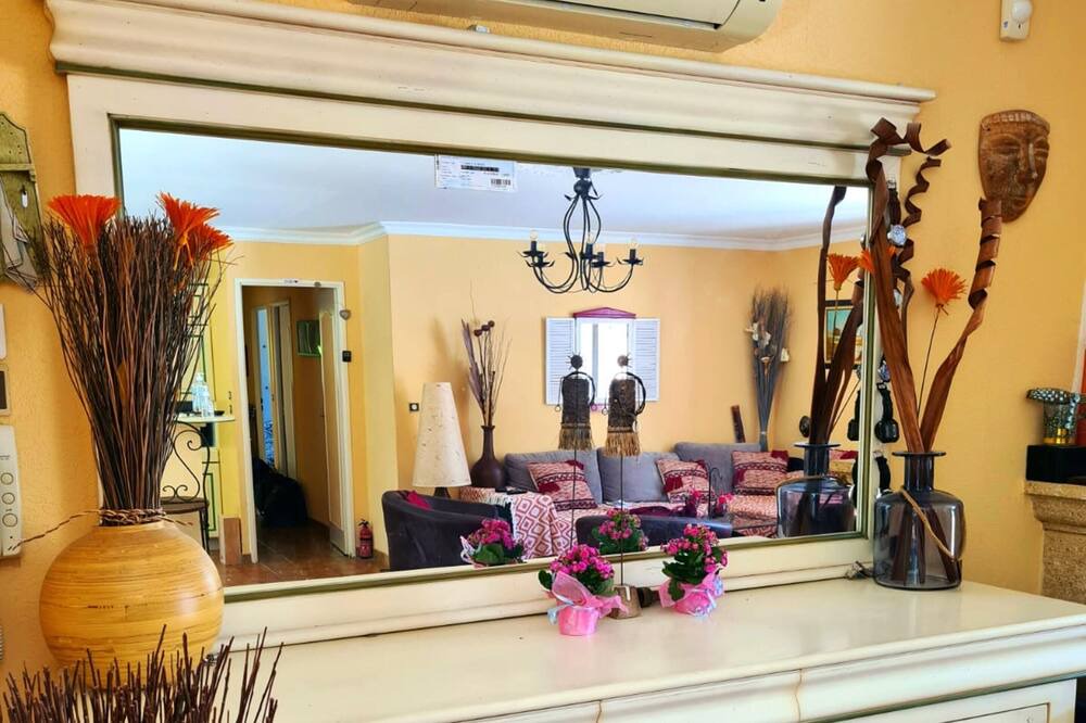 Photo of Livingroom in Marguerittes