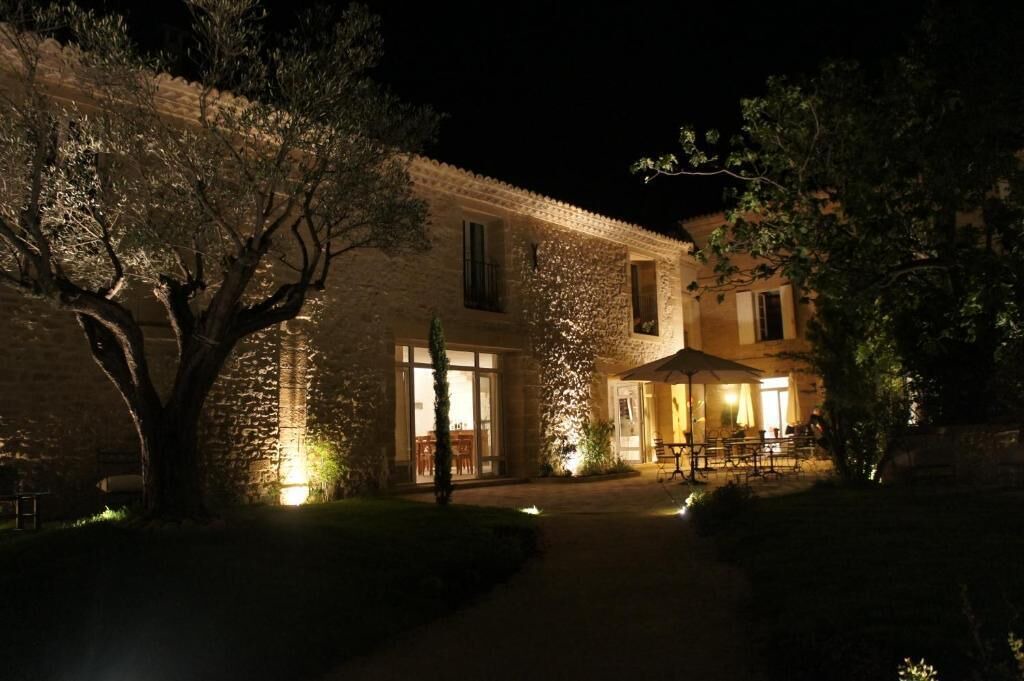 Photo of Outdoor in Collias