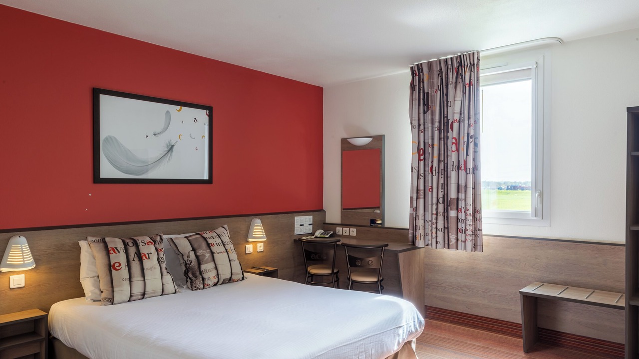 Photo of Bedroom in Saint-Andre-les-Vergers