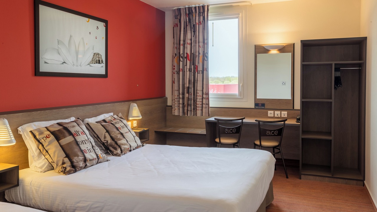 Photo of Bedroom in Saint-Andre-les-Vergers