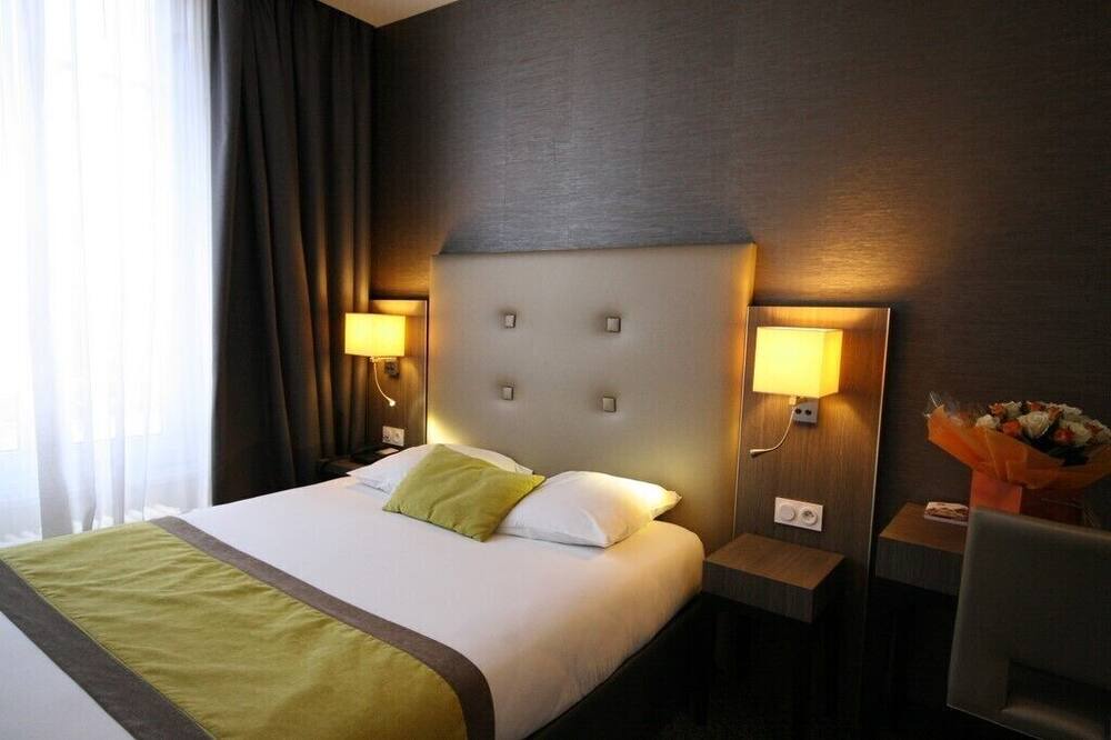 Photo of Bedroom in Troyes