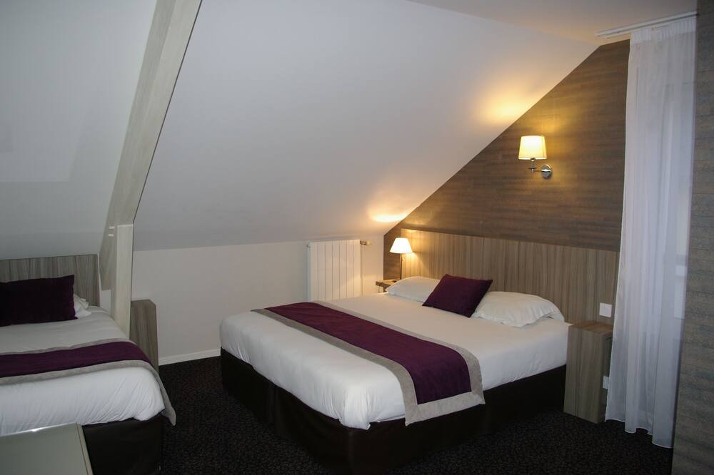 Photo of Bedroom in Troyes