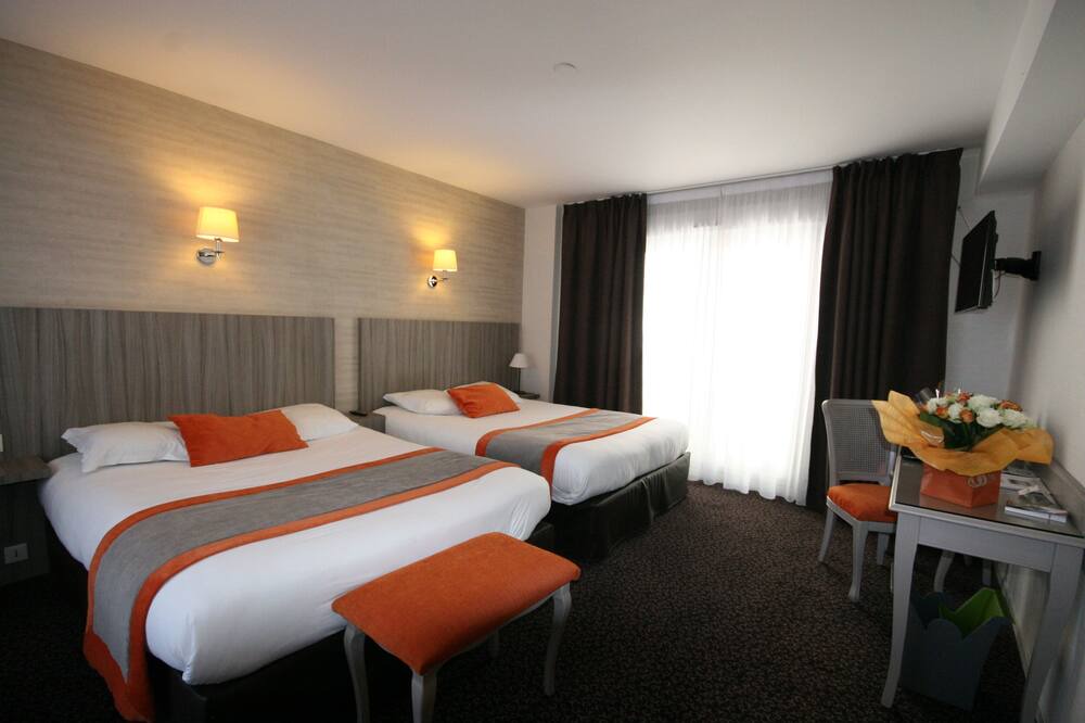 Photo of Bedroom in Troyes